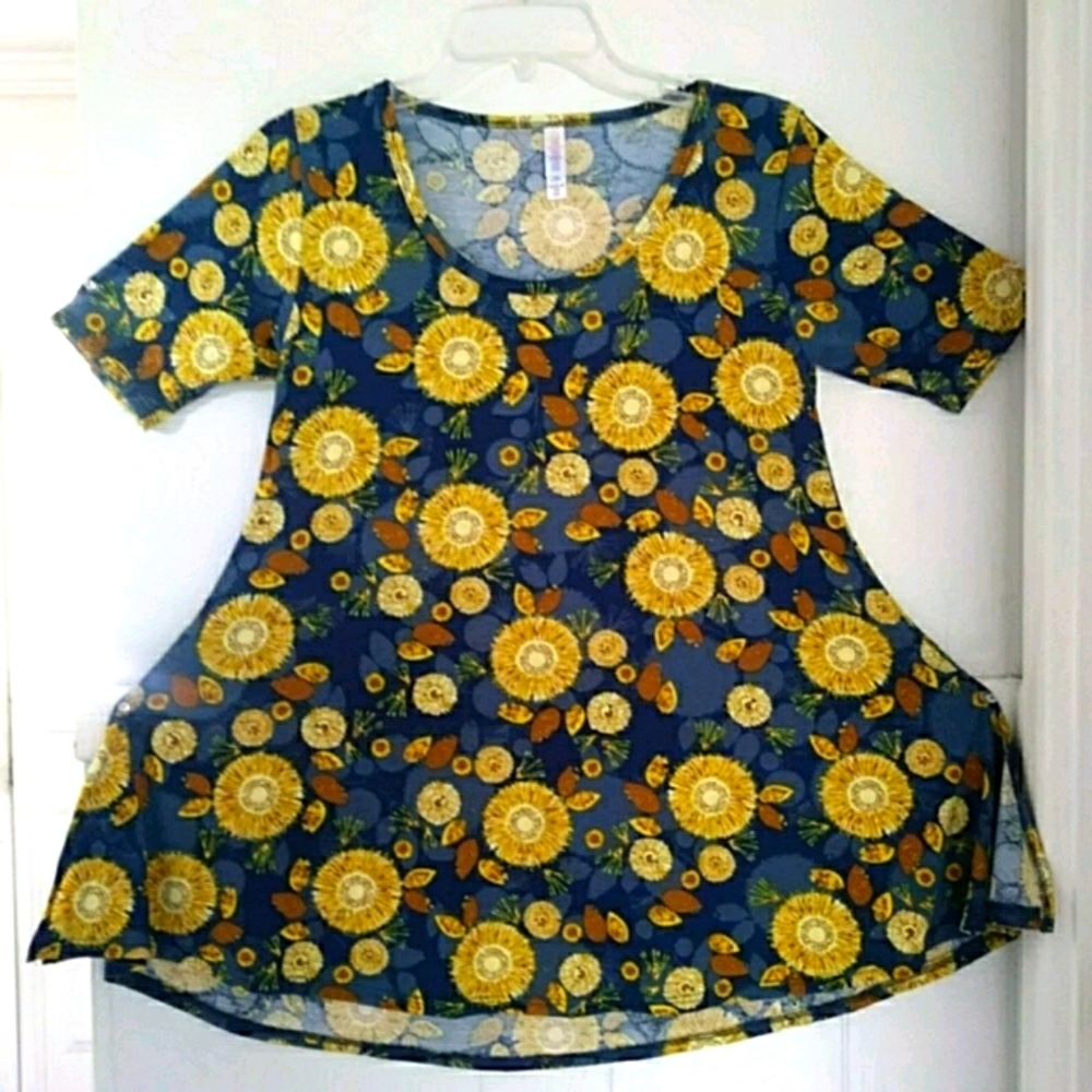 Lularoe tunic trapeze swing floral shirt